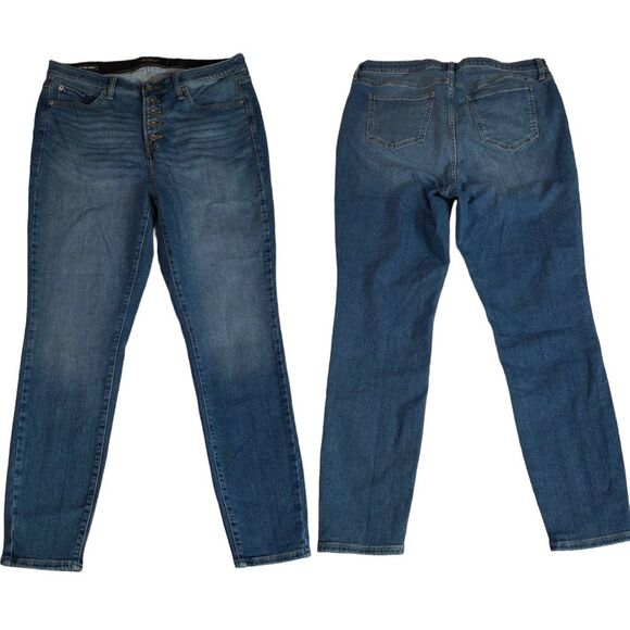 Torrid Plus Size Sky High Skinny Jean Premium Stretch Light Wash Button Fly SZ16 - Picture 1 of 11